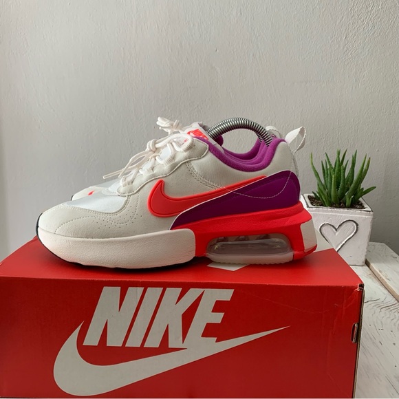 Nike Air Max - Picture 5 of 10